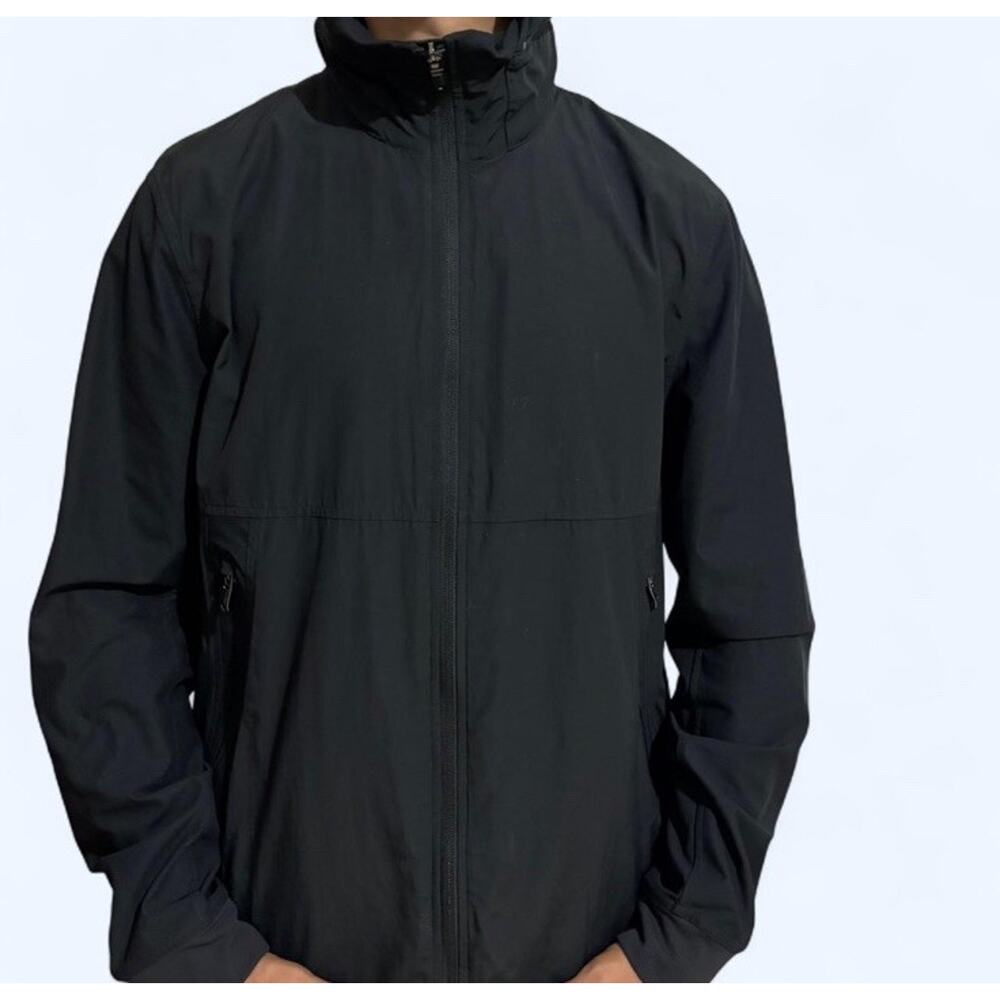 Lululemon Jacket w/ Packable Hood Black w/Blue Camo Interior Lining Men's Large